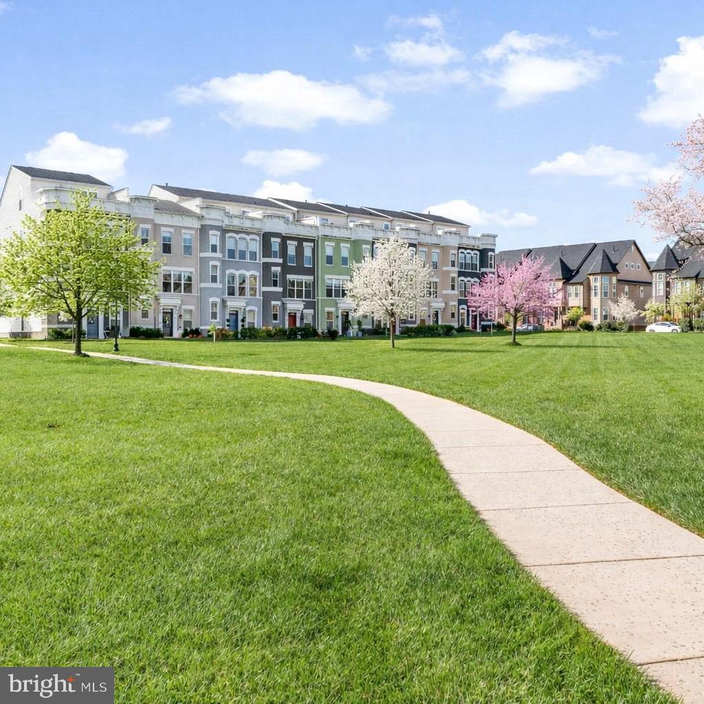 822 LINDLEY ROAD