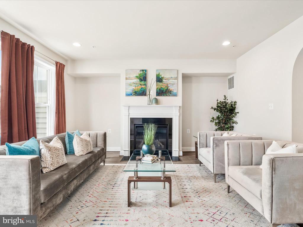 822 LINDLEY ROAD