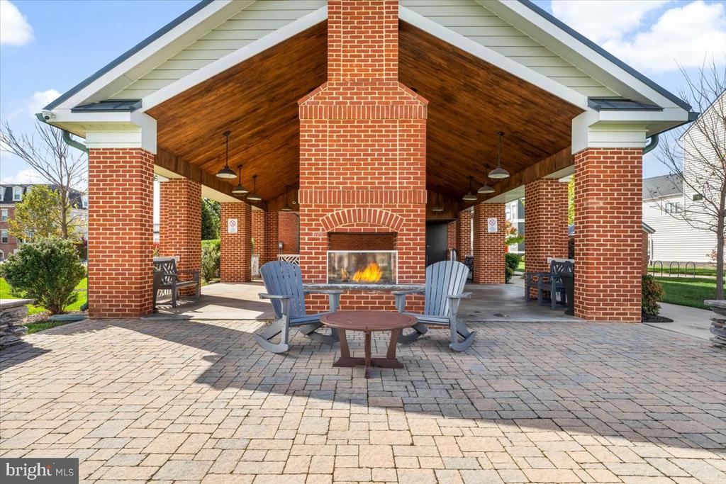 822 LINDLEY ROAD