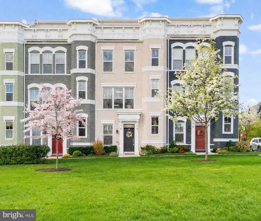 822 LINDLEY ROAD