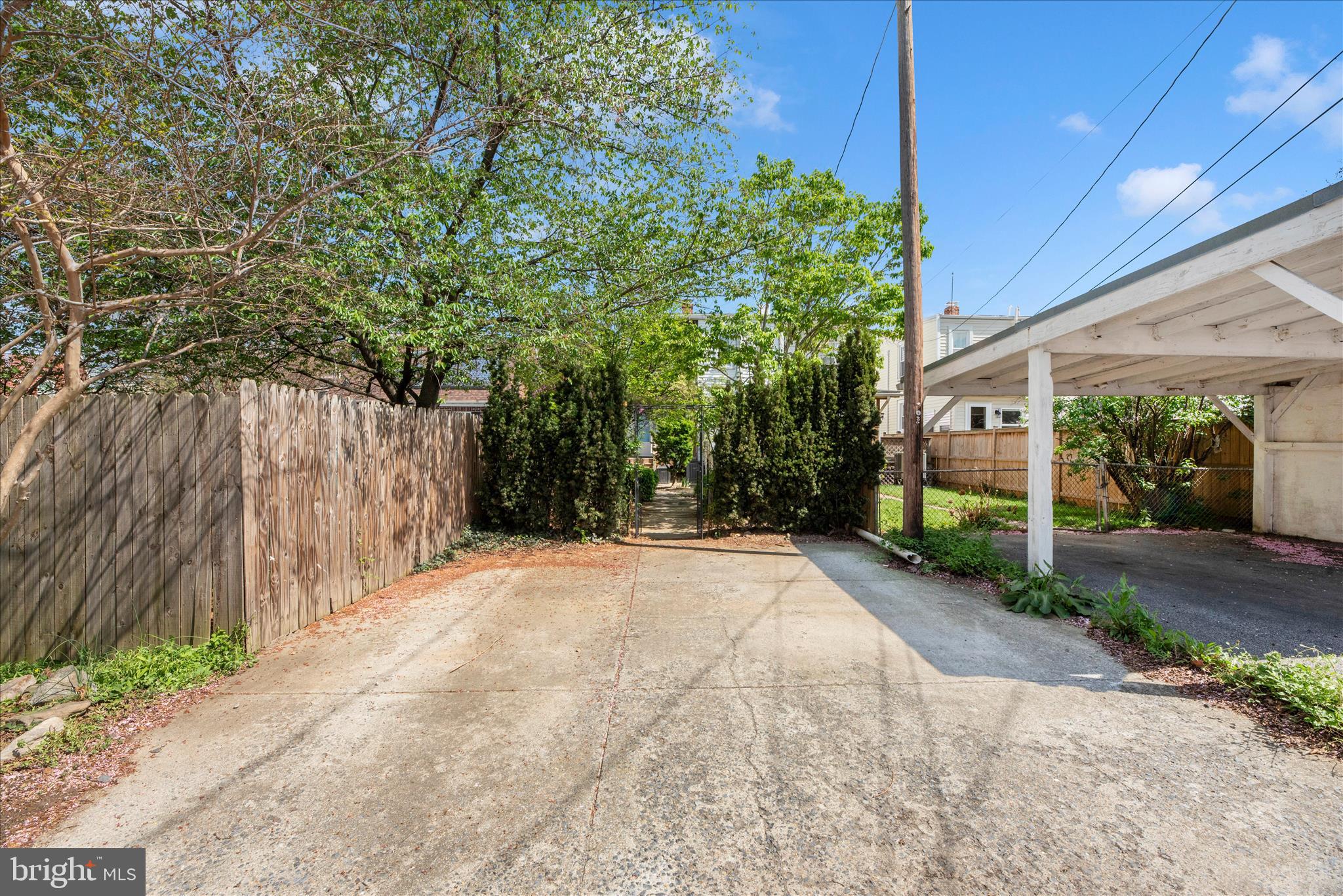 729 MOTTER AVENUE