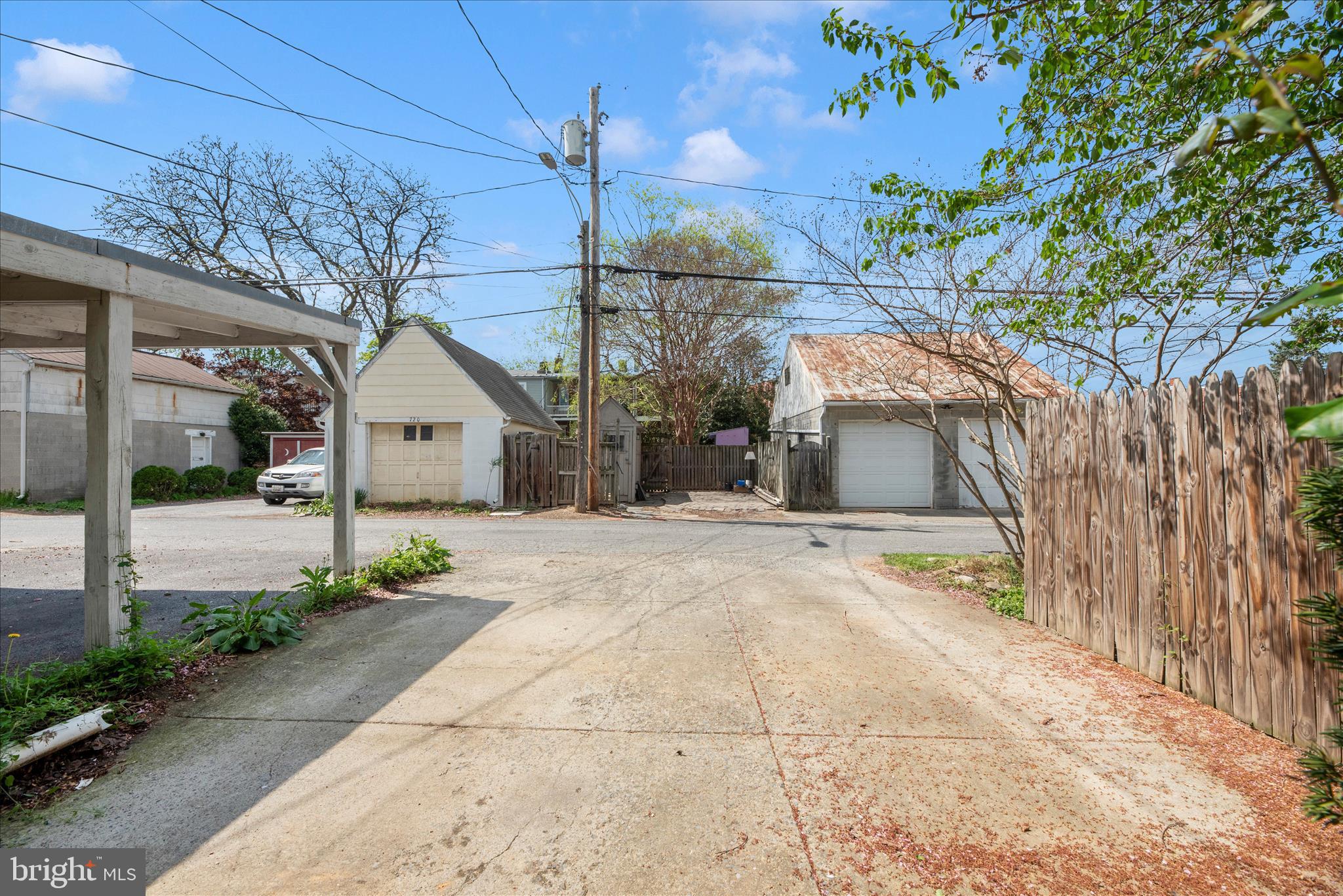 729 MOTTER AVENUE
