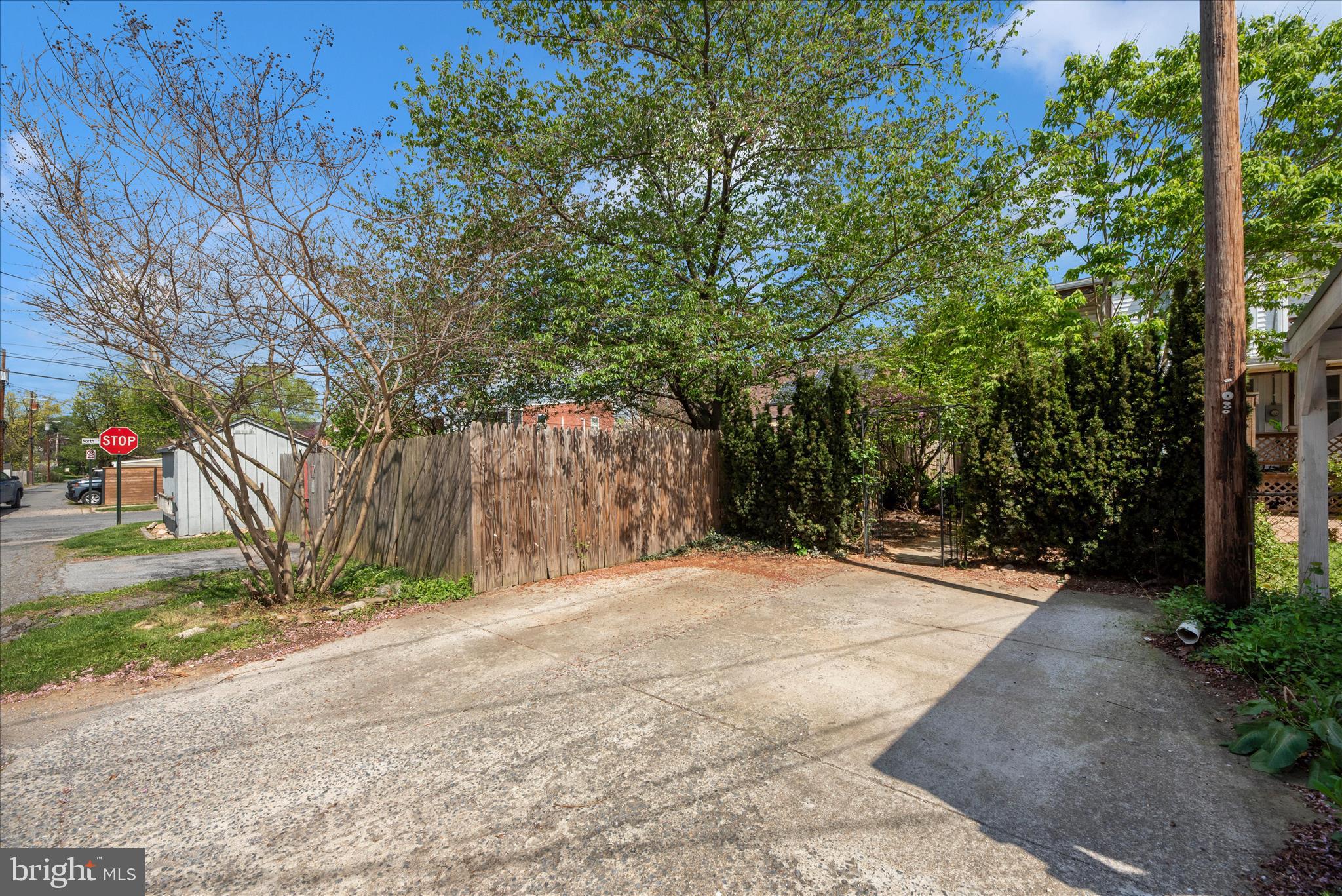 729 MOTTER AVENUE