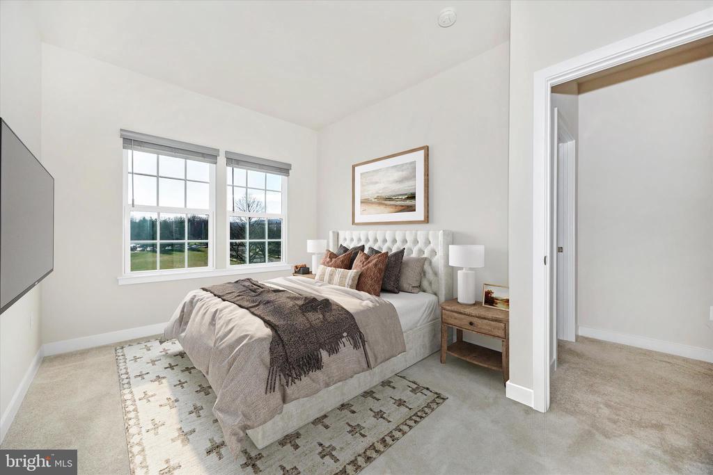 195 BEL AIRE LANE