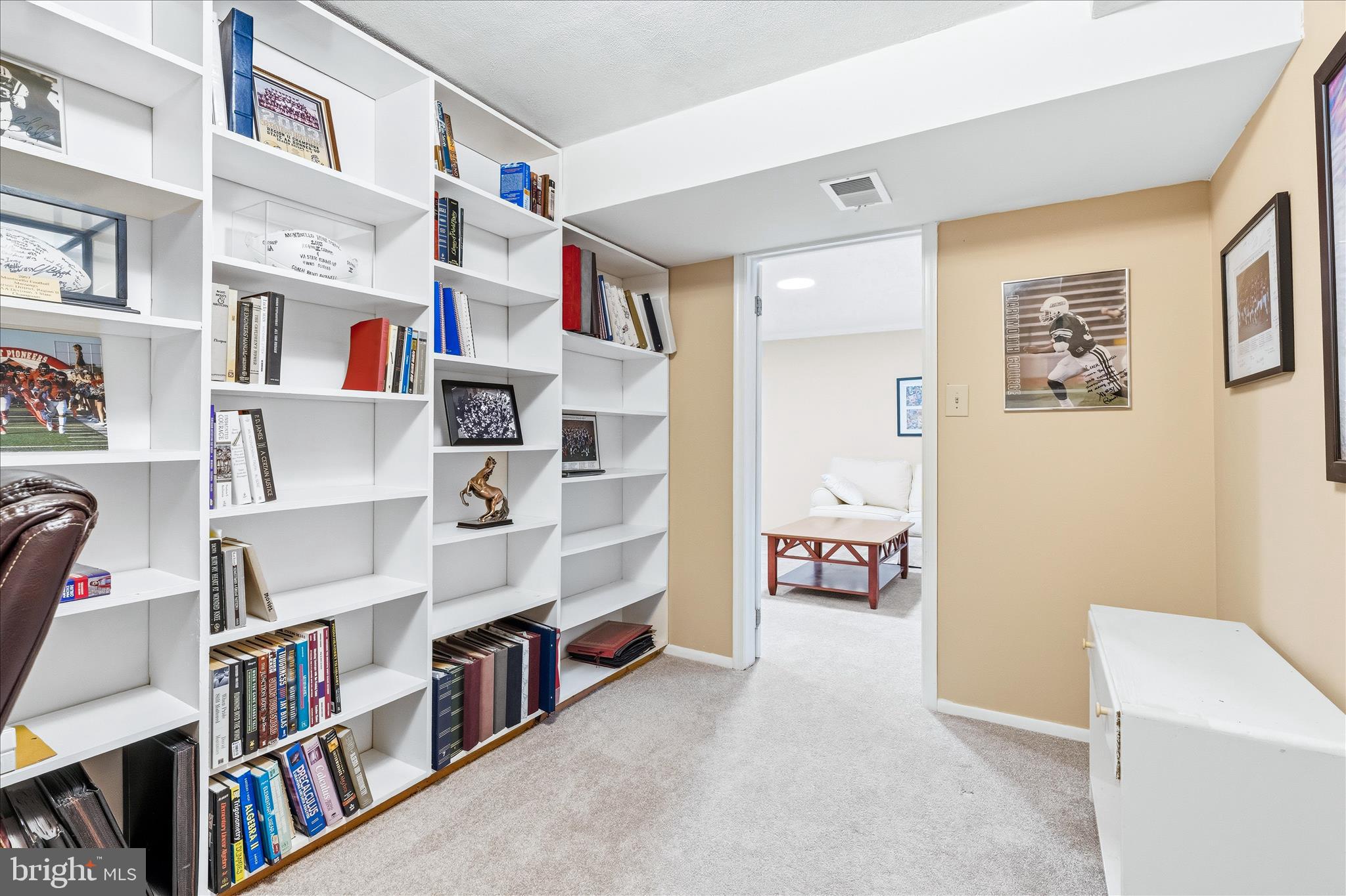 5905 CHAR LEIGH CIRCLE