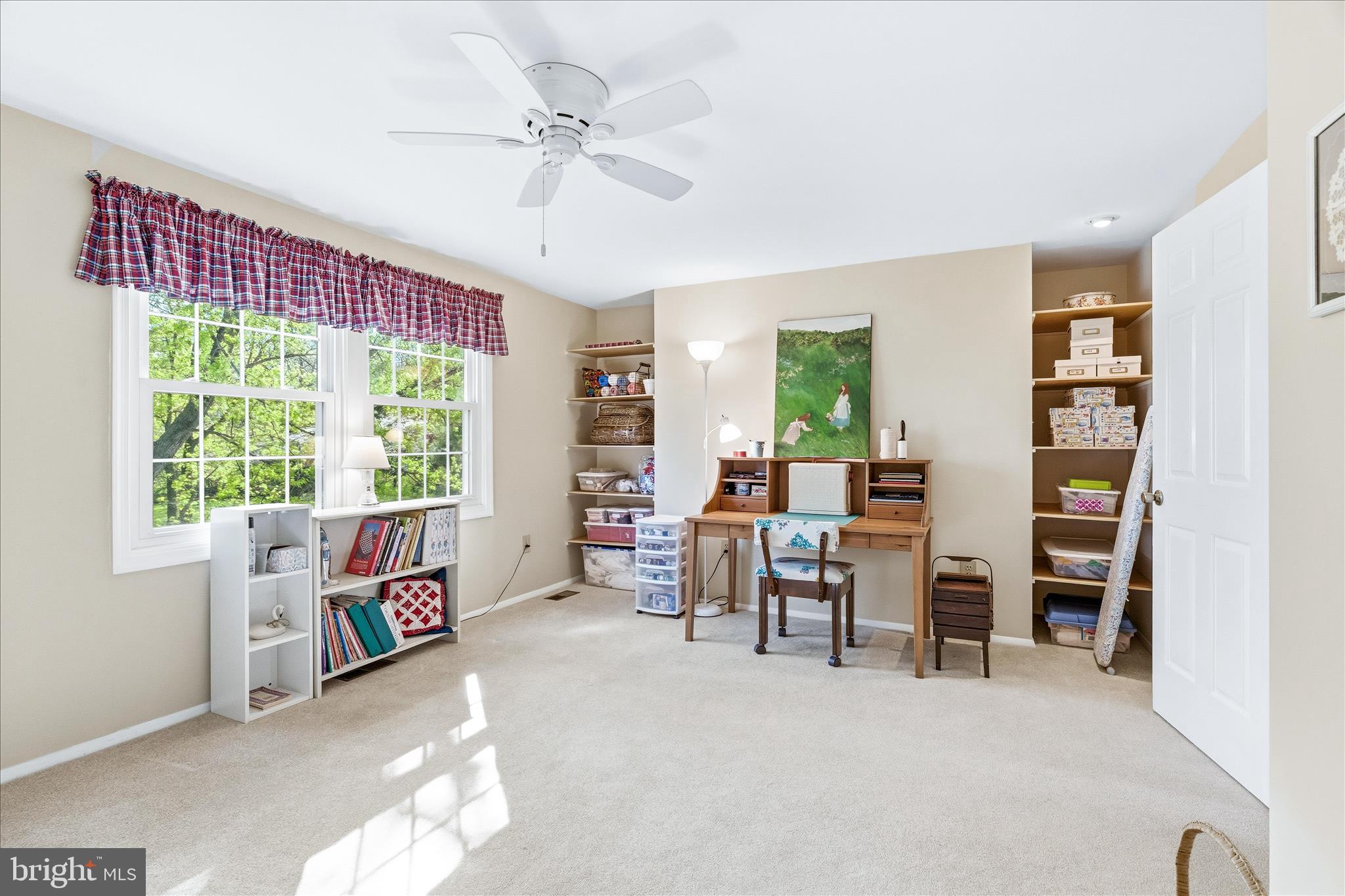 5905 CHAR LEIGH CIRCLE