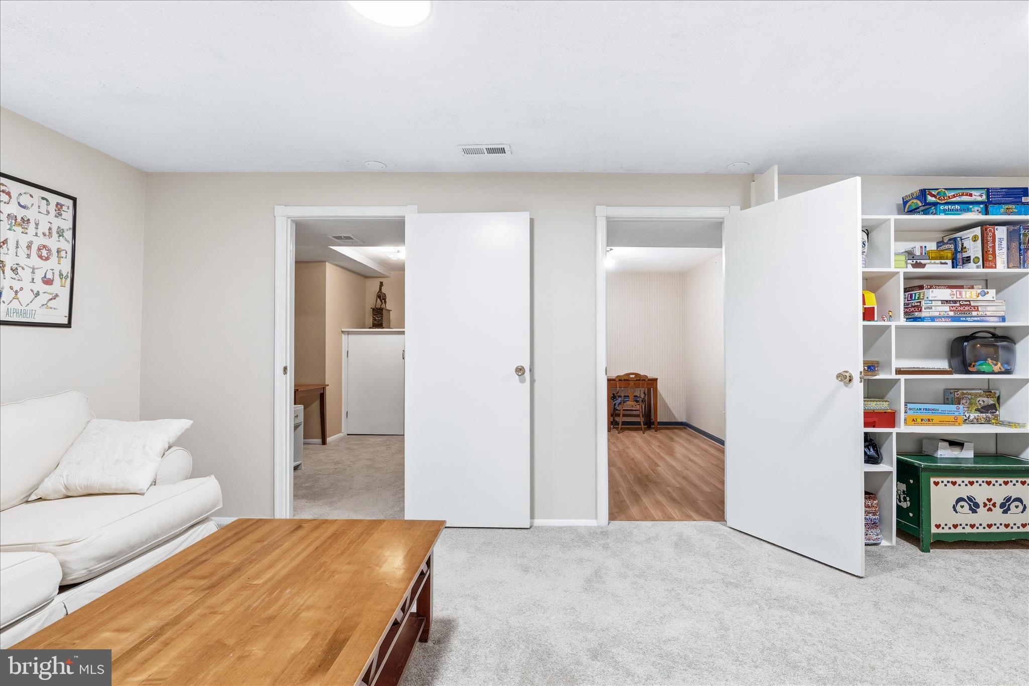 5905 CHAR LEIGH CIRCLE