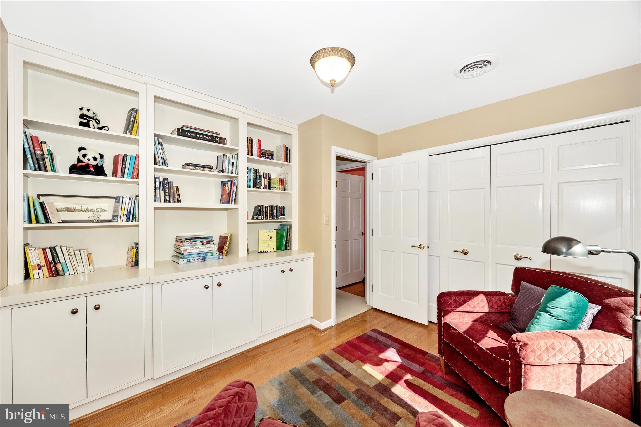 8022 FIELDSTONE DRIVE
