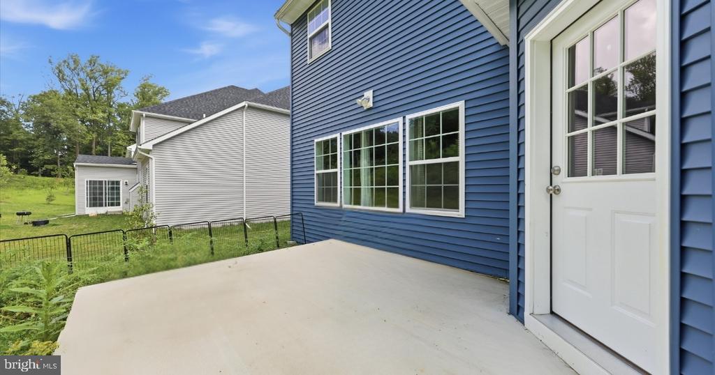 1815 COLT LANE