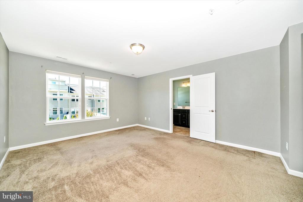 6425 WALCOTT LANE