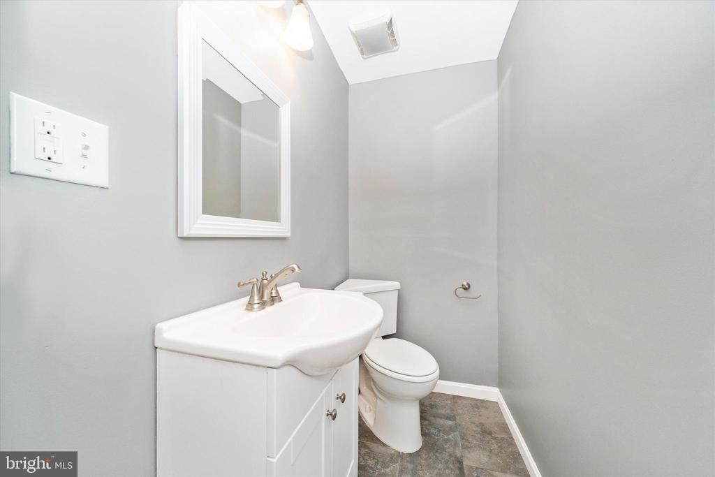 6425 WALCOTT LANE