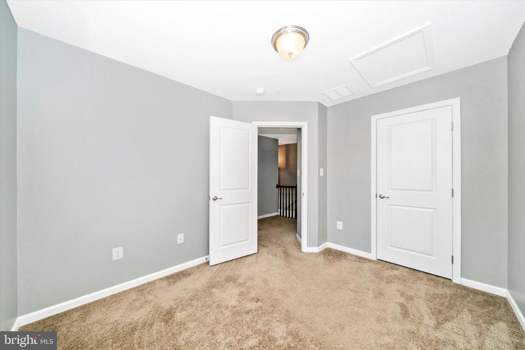6425 WALCOTT LANE