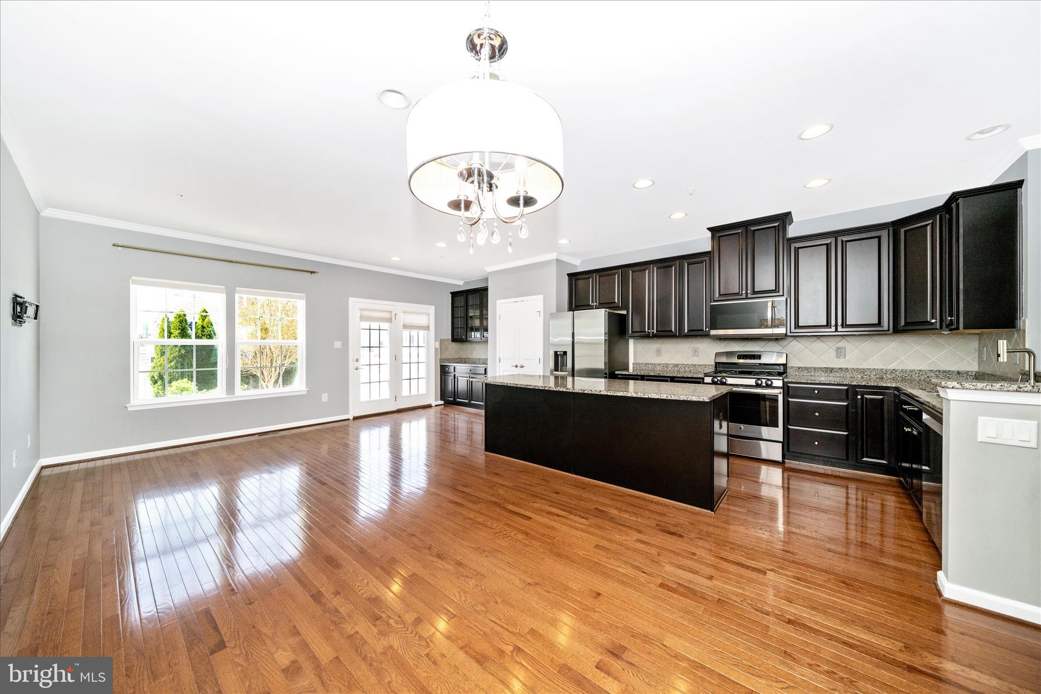 6425 WALCOTT LANE