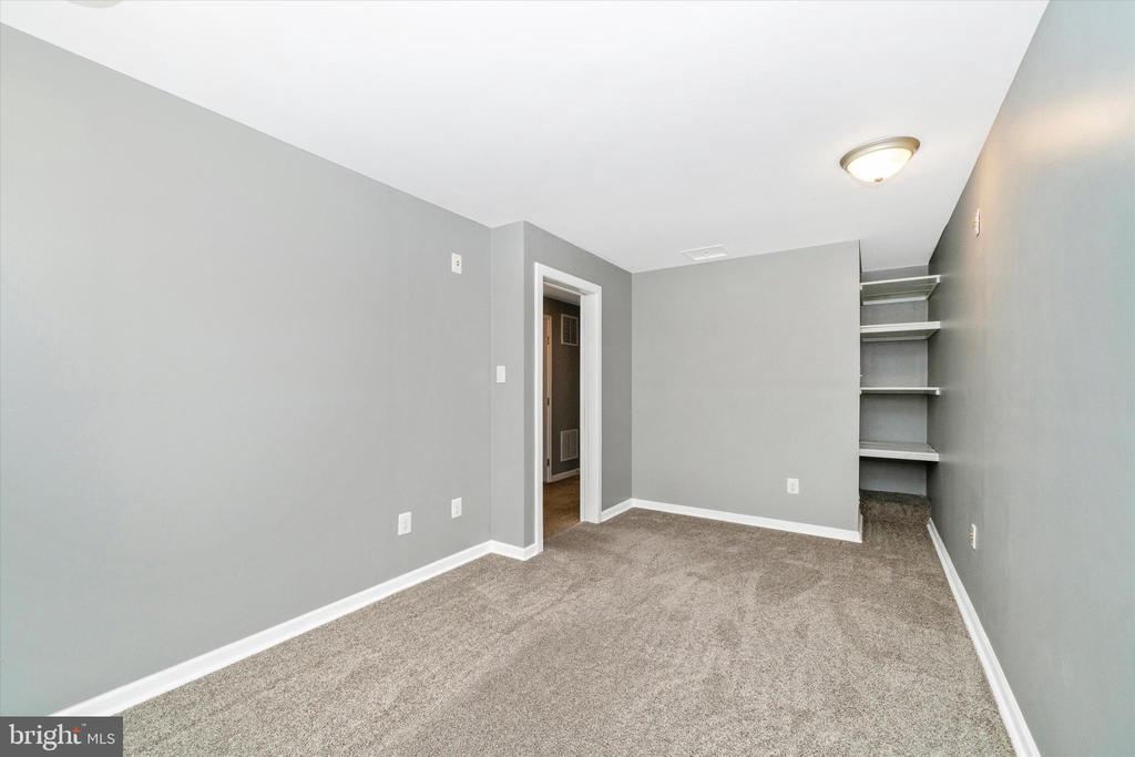 6425 WALCOTT LANE