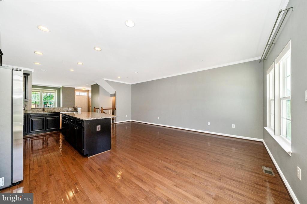 6425 WALCOTT LANE