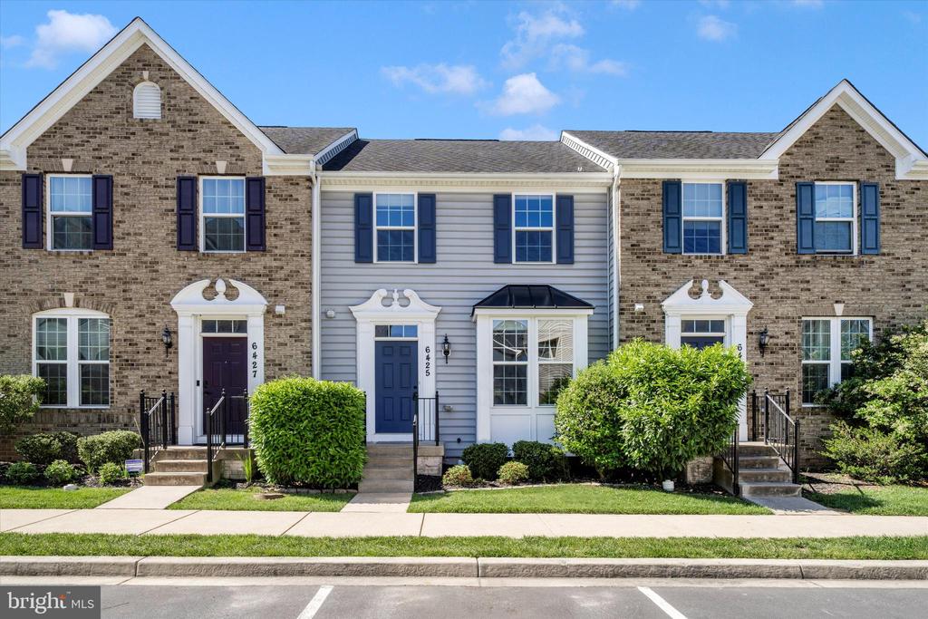 6425 WALCOTT LANE