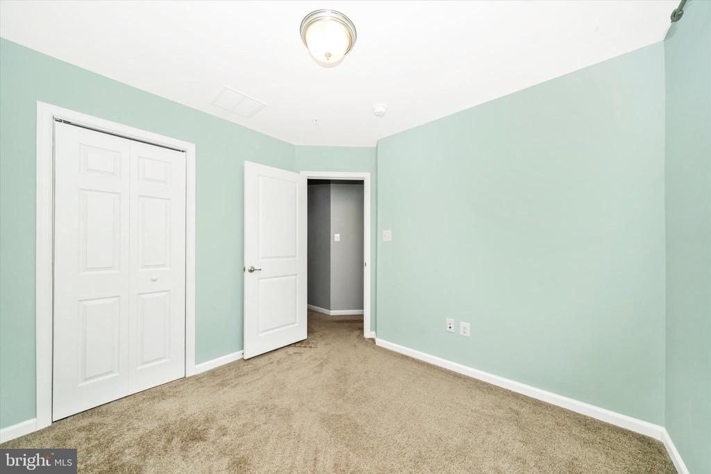 6425 WALCOTT LANE