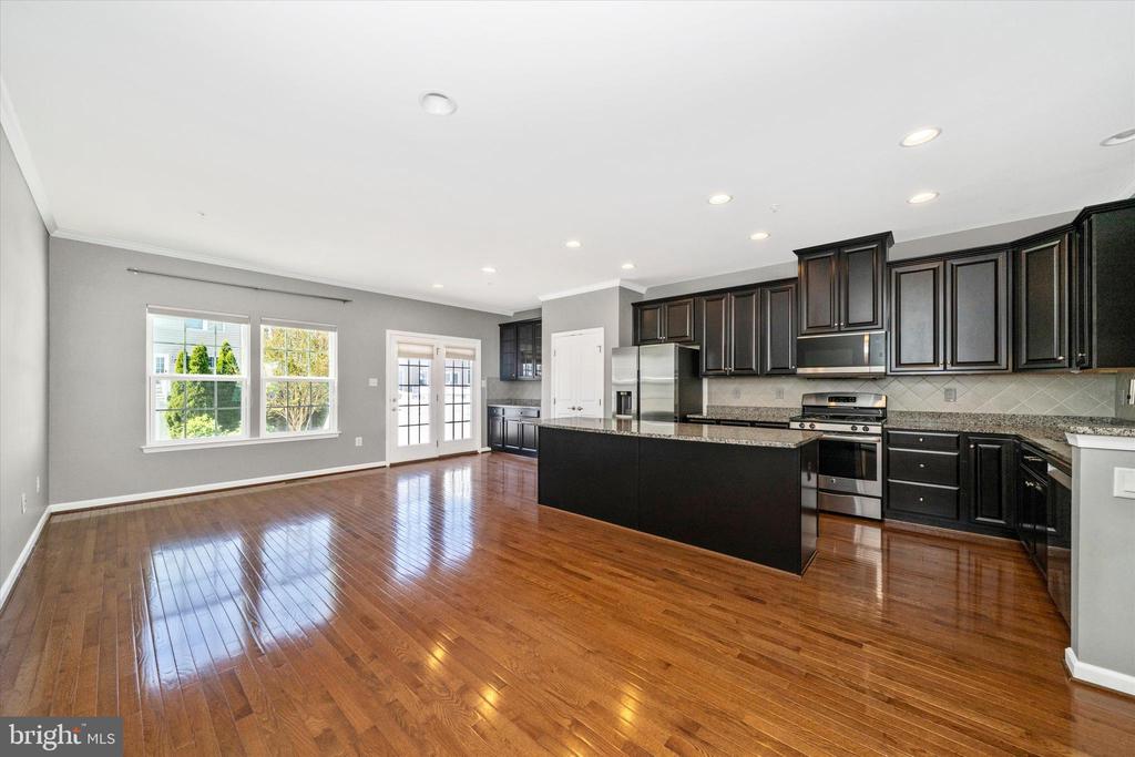 6425 WALCOTT LANE
