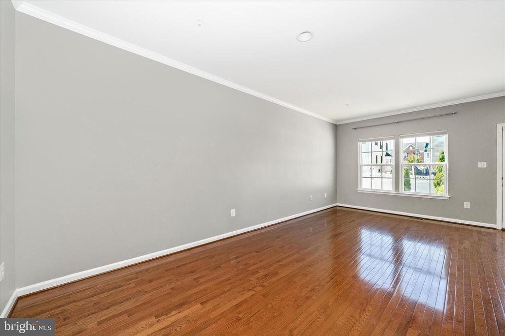 6425 WALCOTT LANE