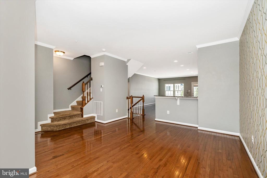 6425 WALCOTT LANE