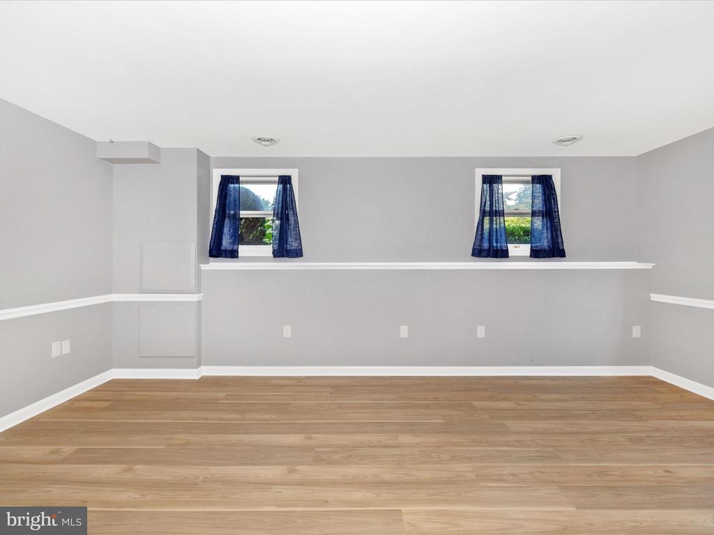 7291 BEECHTREE LANE