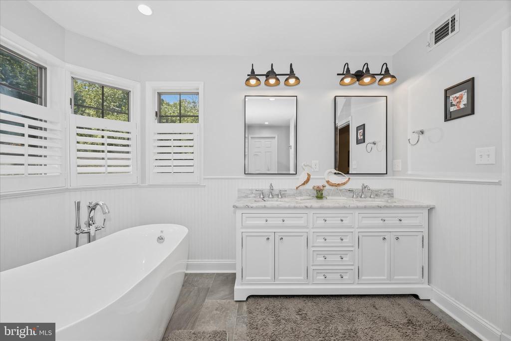 13457 OLD ANNAPOLIS