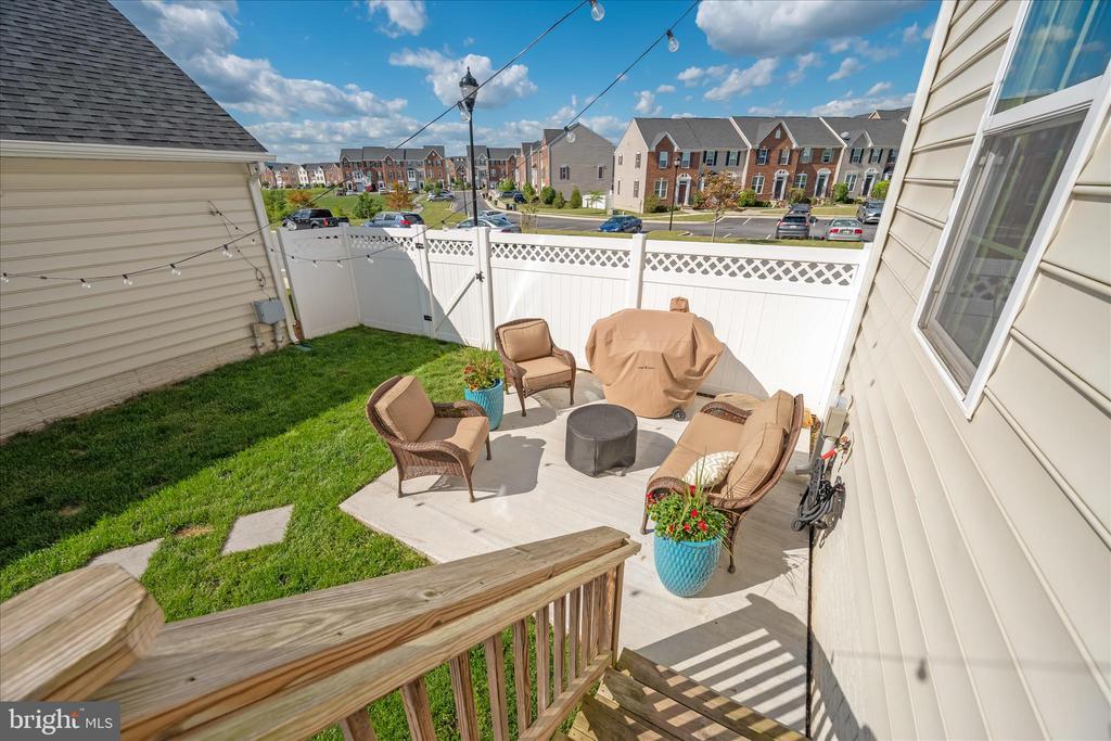 4798 HITESHOW DRIVE