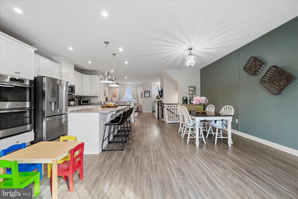 4798 HITESHOW DRIVE