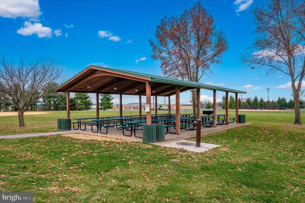 4798 HITESHOW DRIVE