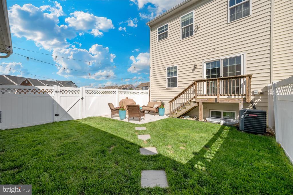 4798 HITESHOW DRIVE