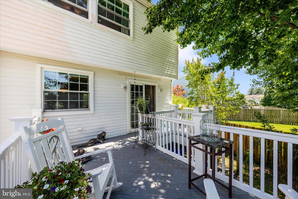 6611 HAYDOWN COURT