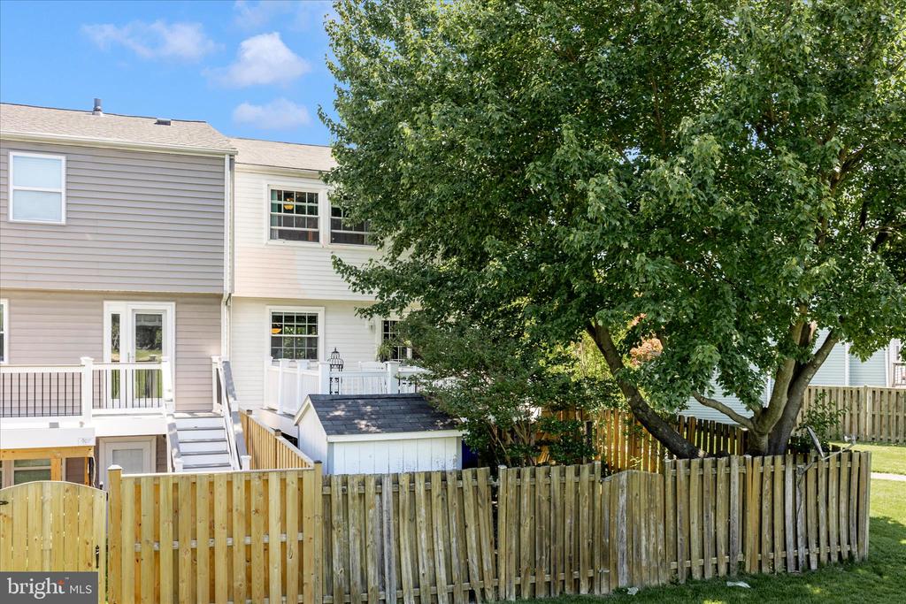 6611 HAYDOWN COURT