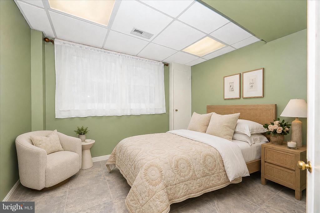 6611 HAYDOWN COURT