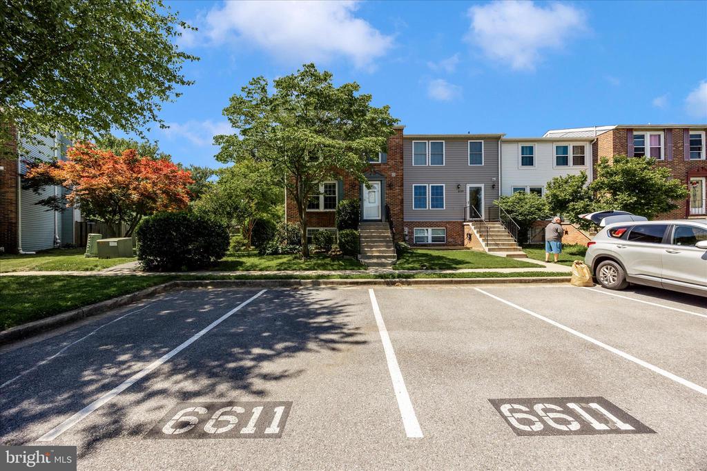 6611 HAYDOWN COURT