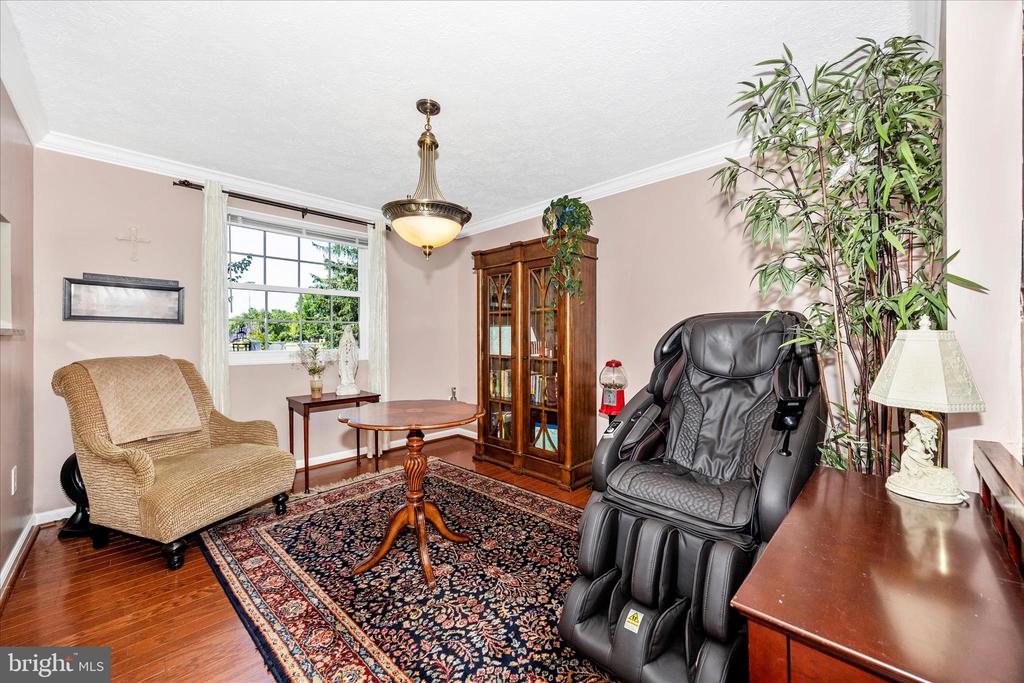6611 HAYDOWN COURT