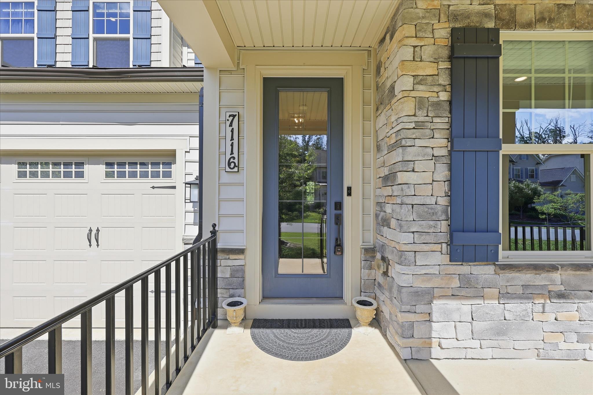 7116 STARMOUNT COURT