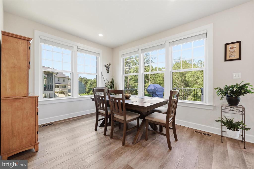 7116 STARMOUNT COURT