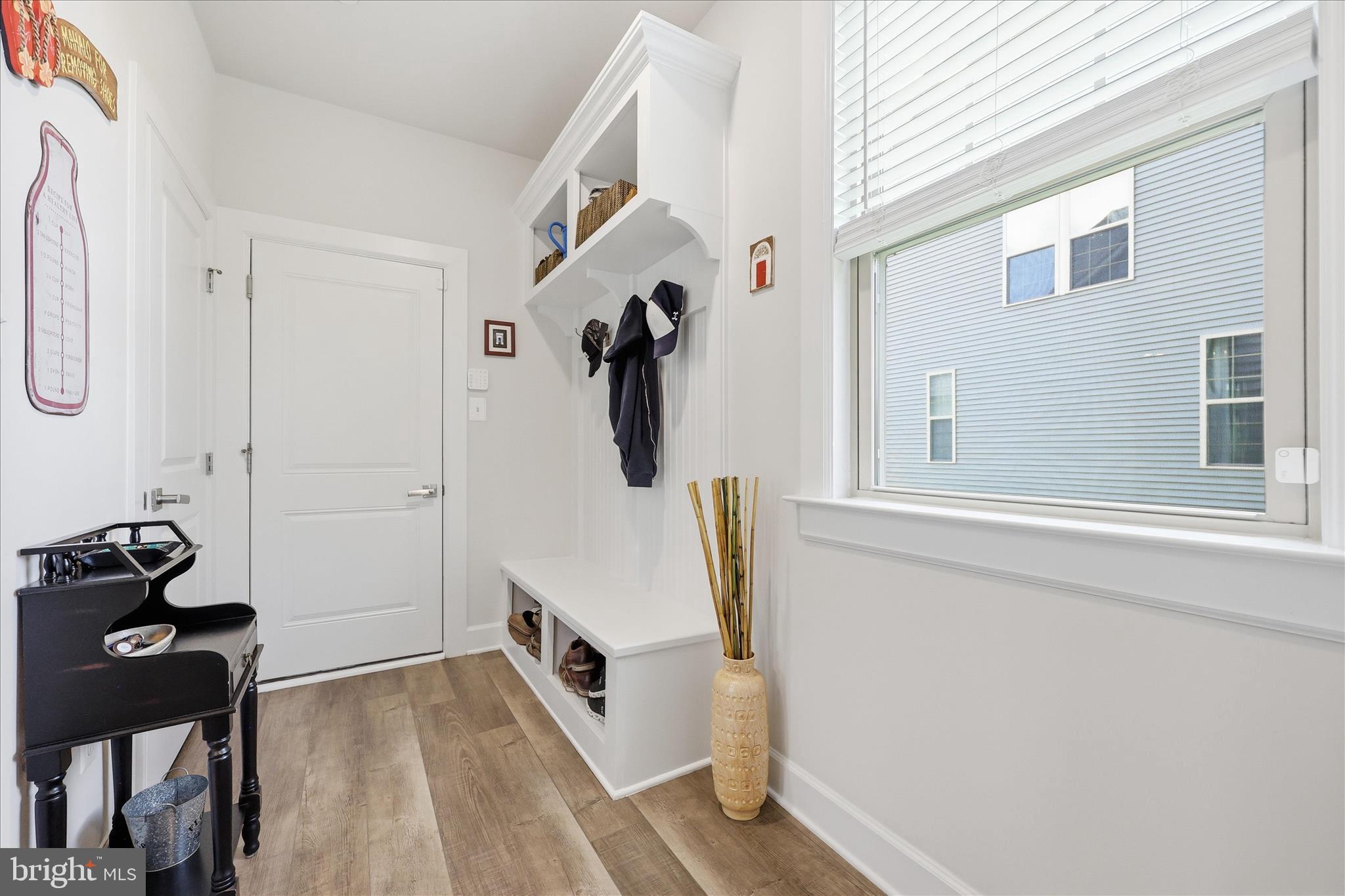 7116 STARMOUNT COURT