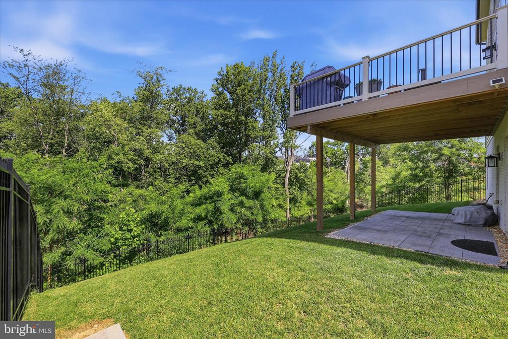 7116 STARMOUNT COURT