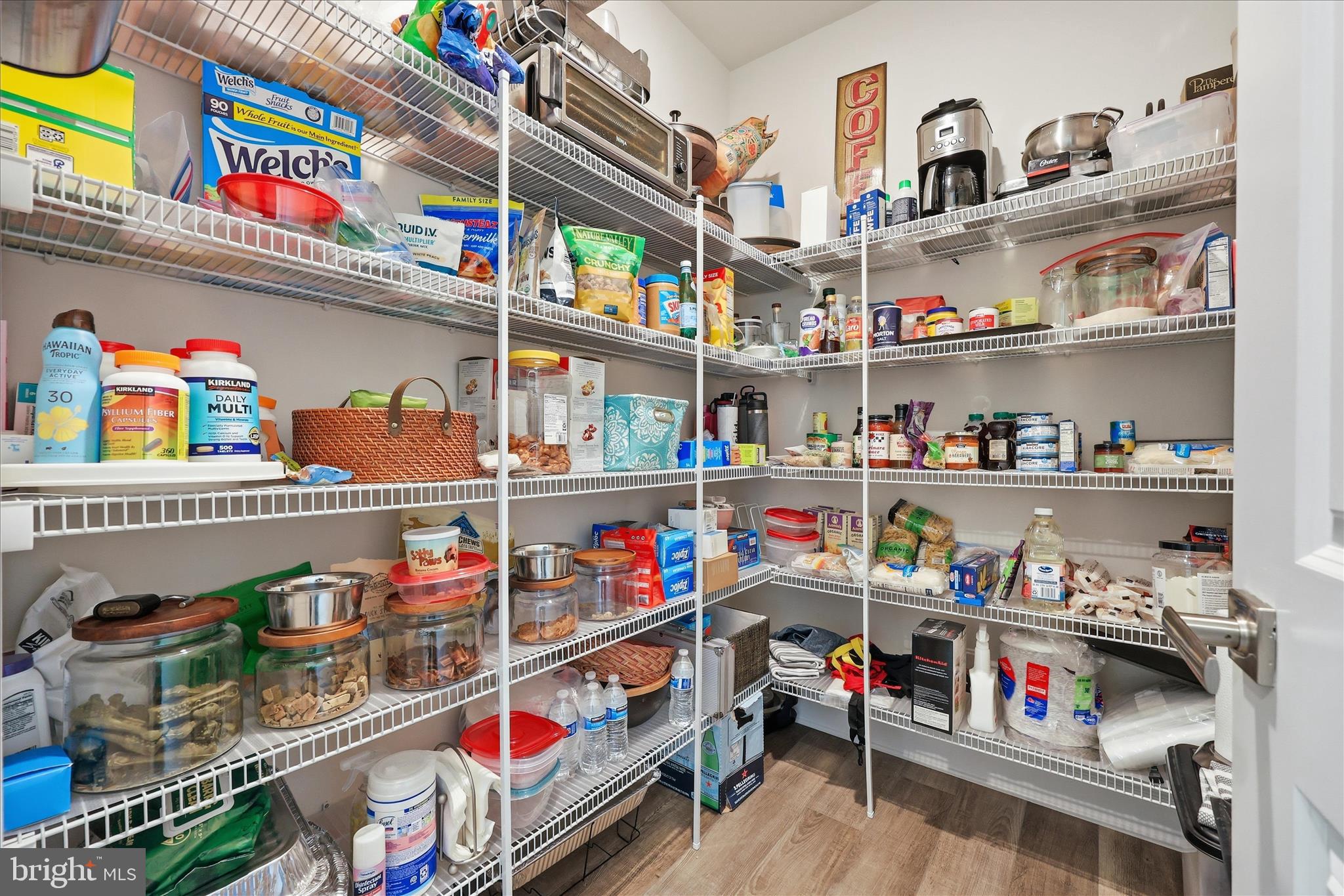 7116 STARMOUNT COURT