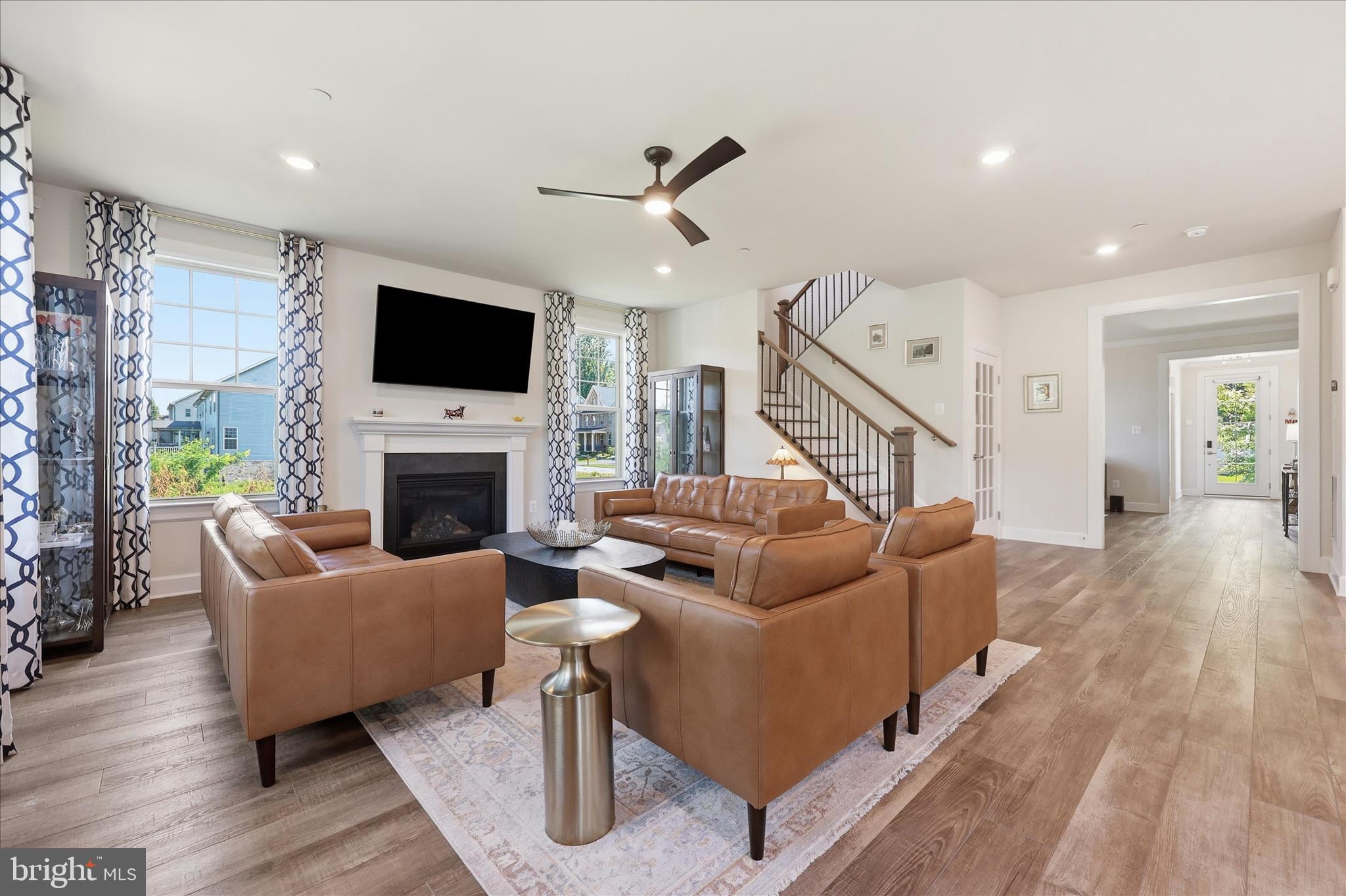 7116 STARMOUNT COURT