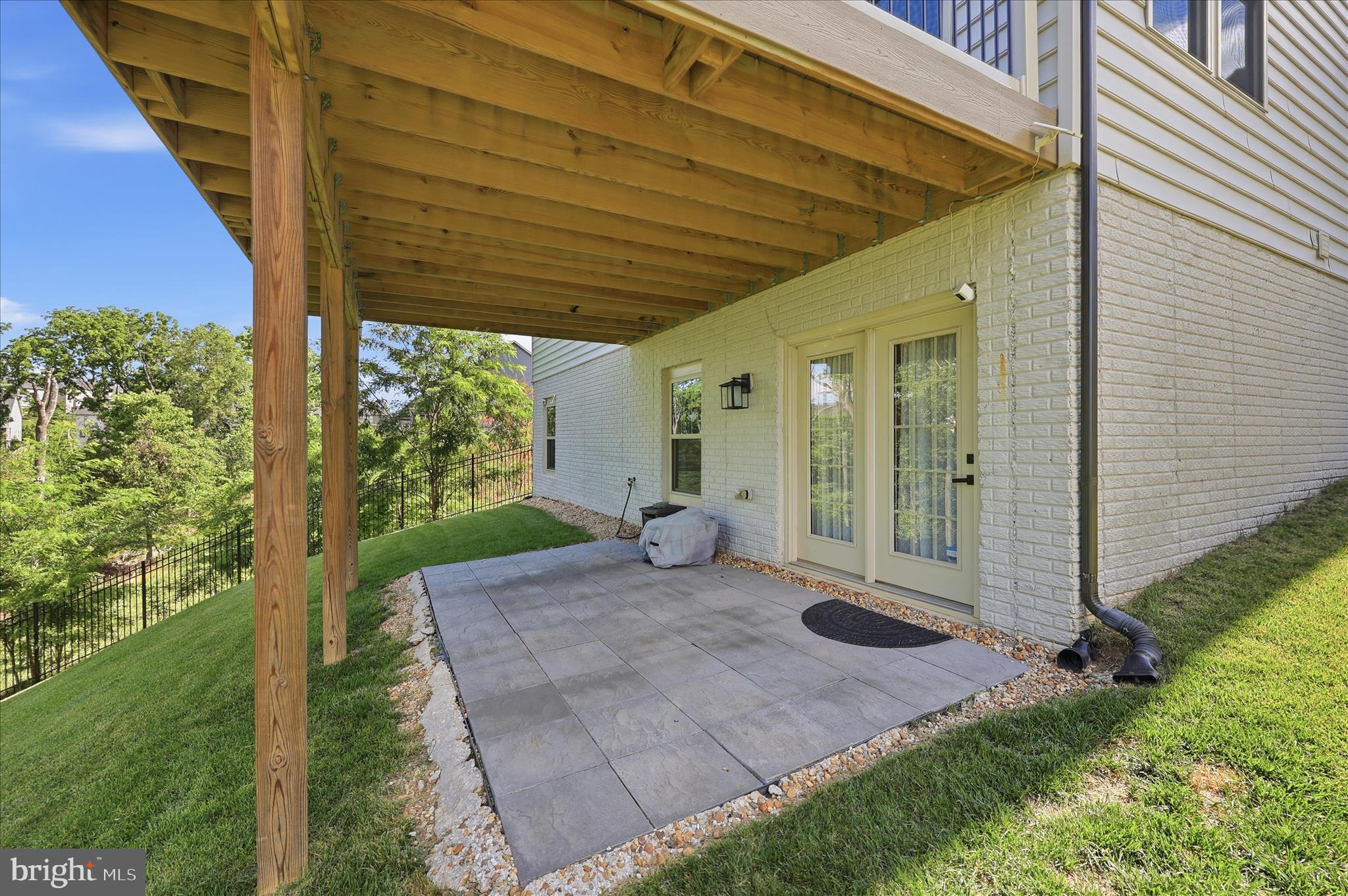 7116 STARMOUNT COURT
