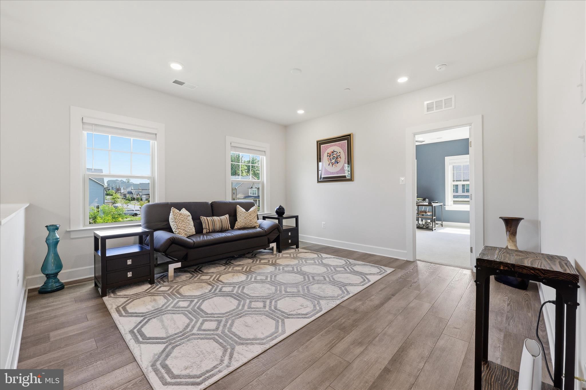 7116 STARMOUNT COURT