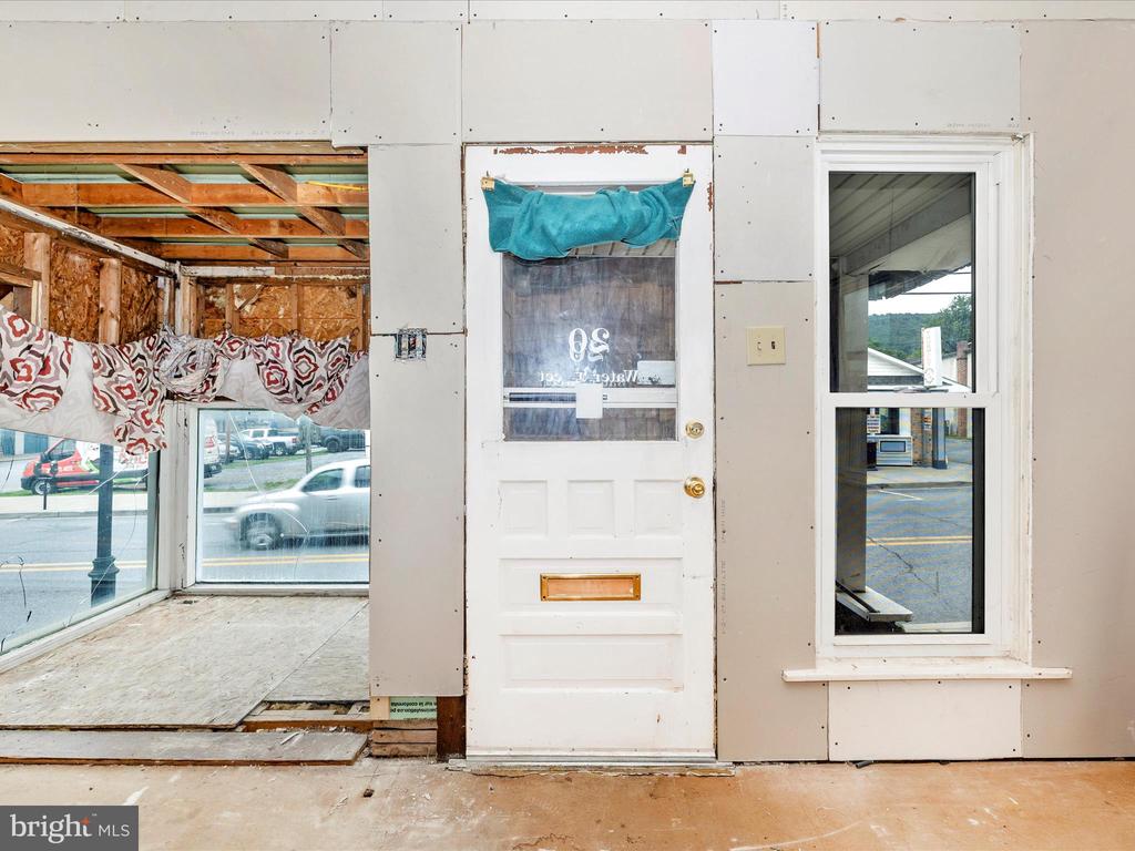 18-20 WATER STREET