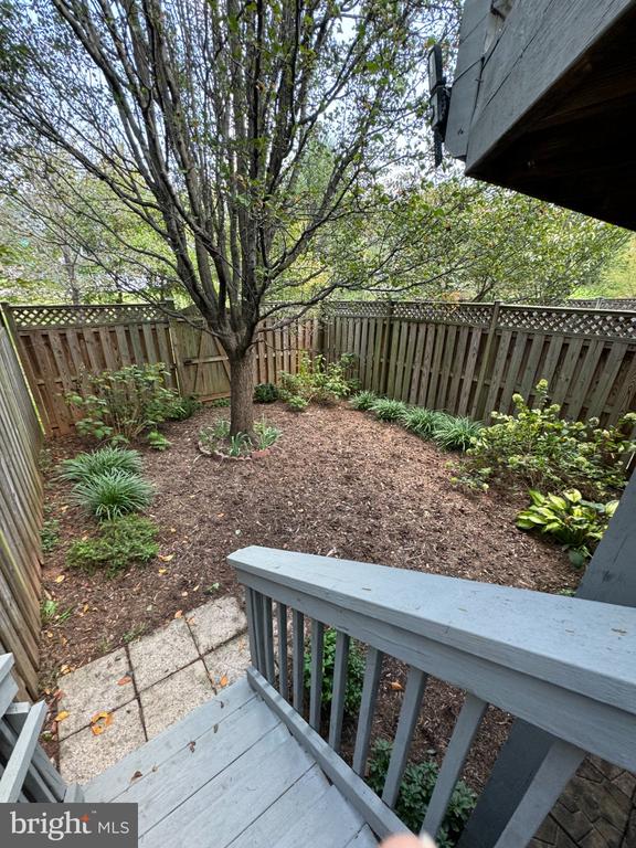 2424 WYNFIELD COURT NW