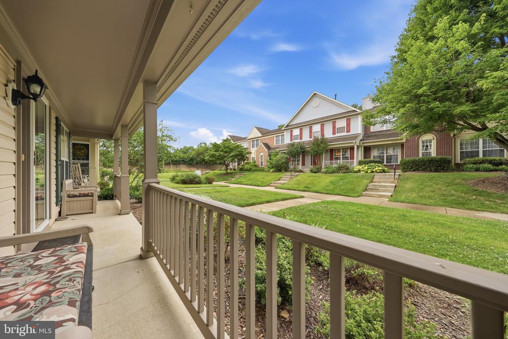 105 NEW CASTLE COURT
