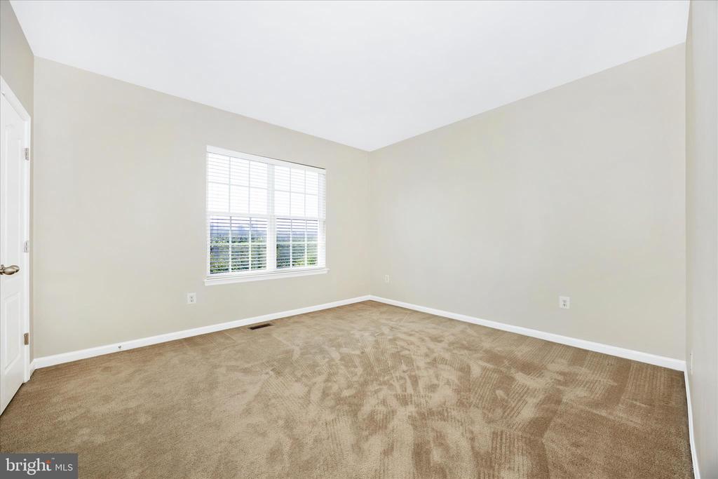 1920 MORAN DRIVE