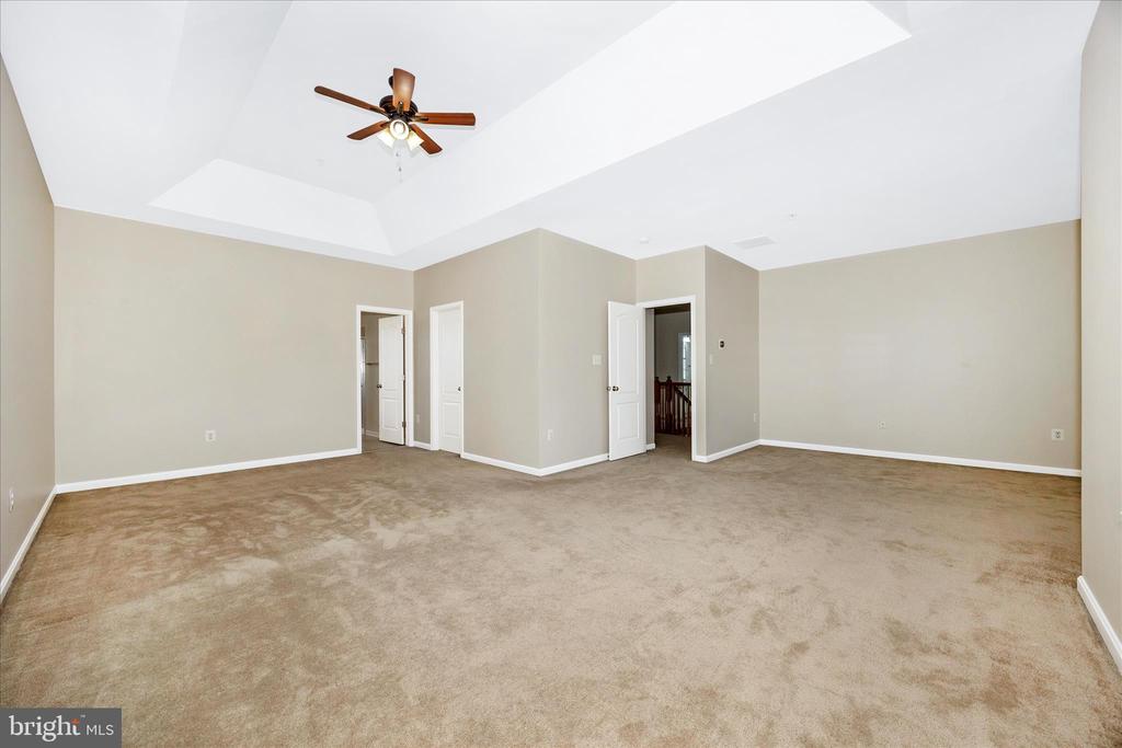 1920 MORAN DRIVE