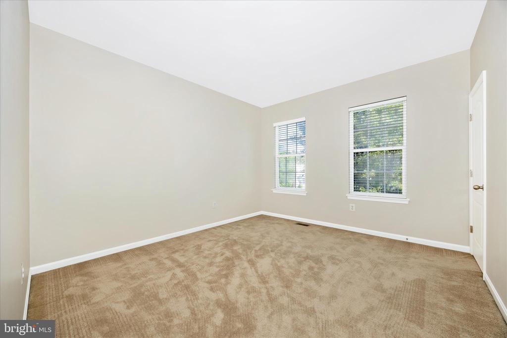 1920 MORAN DRIVE
