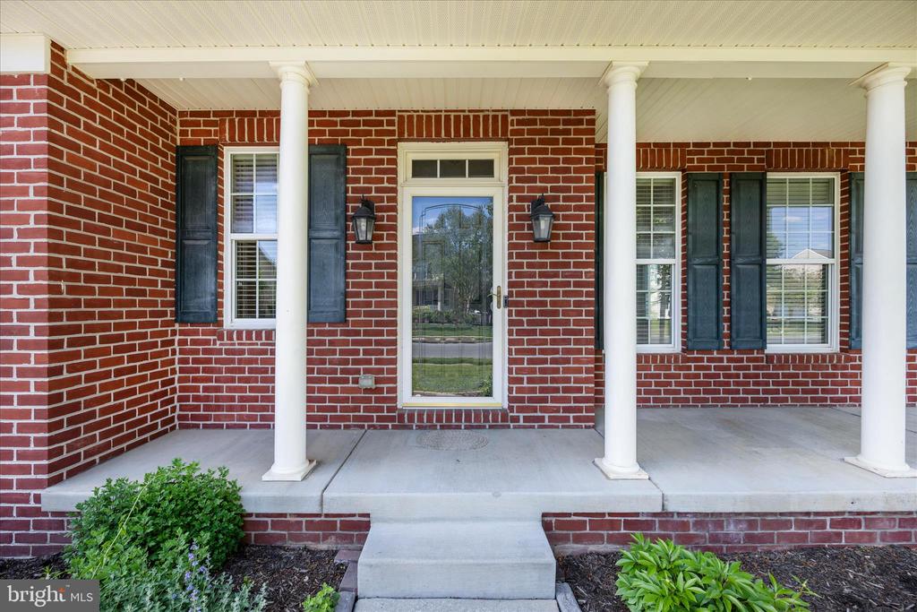 1920 MORAN DRIVE